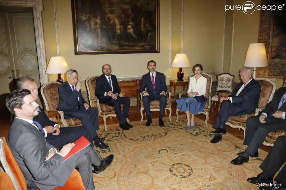 AGENDA DE SM. REYES FELIPE y LETIZIA - Página 90 1646320-le-roi-felipe-vi-d-espagne-et-la-reine-950x0-1