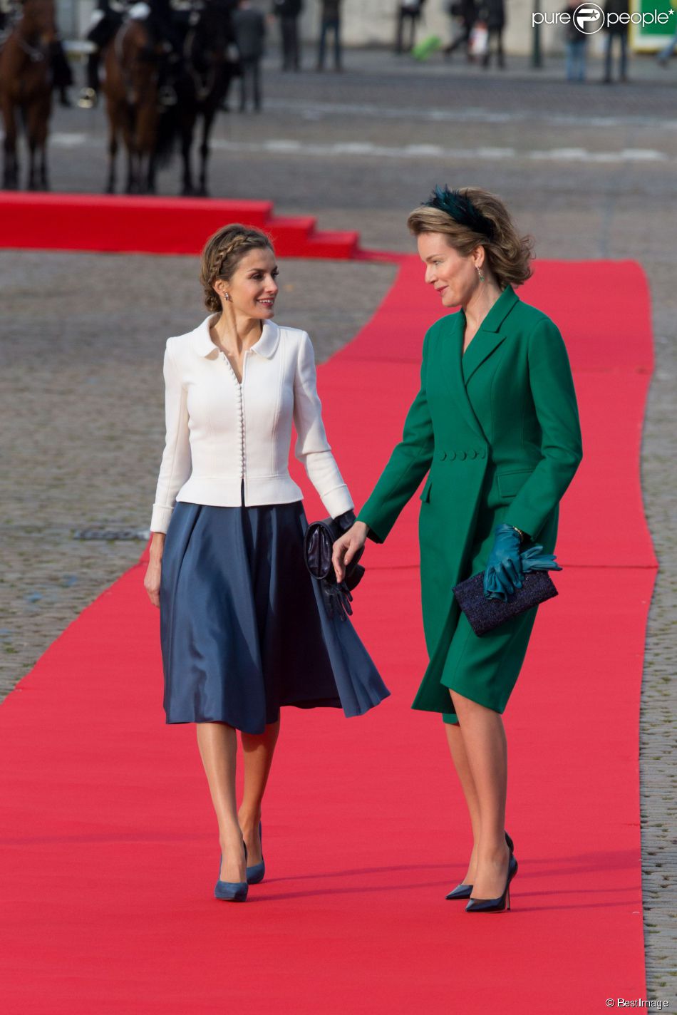 AGENDA DE SM. REYES FELIPE y LETIZIA - Página 90 1646454-la-reine-letizia-d-espagne-la-reine-950x0-1