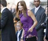 Carla Bruni-Sarkozy et son fils Aurélien lors du mariage de Jean Sarkozy