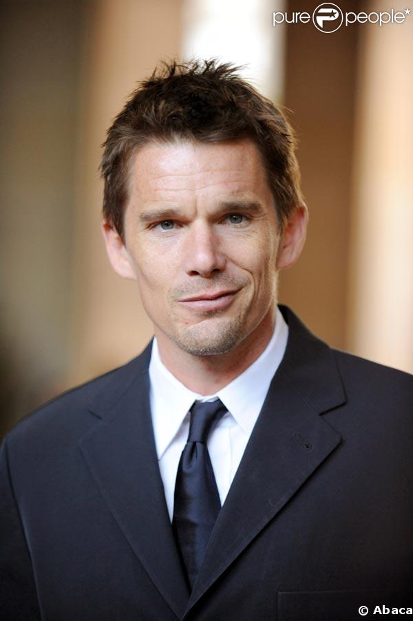 Ethan Hawke - Picture Actress