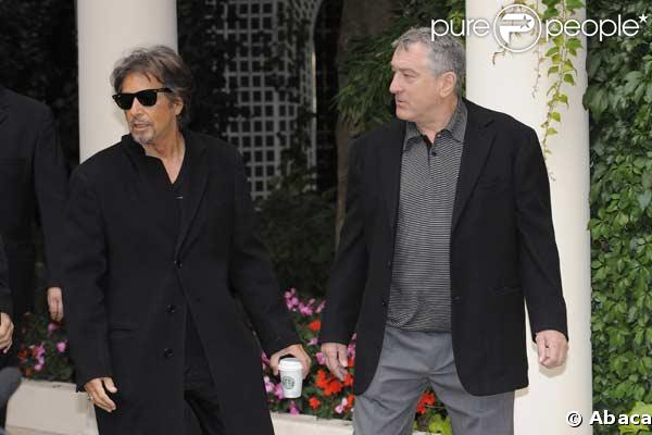 Al Pacino et Robert de Niro au photocall du film La loi et l'ordre à Paris