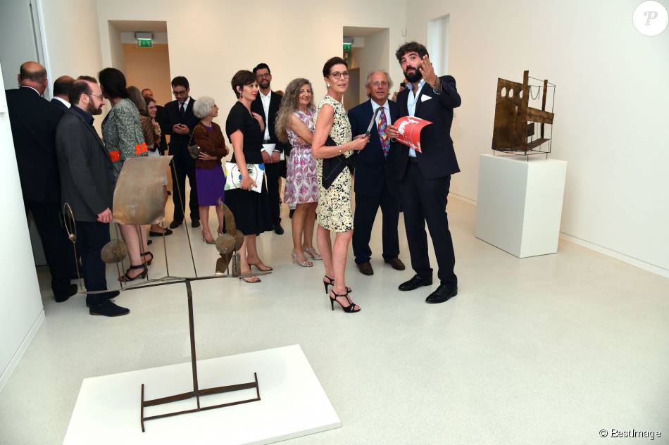  Exclusif - La princesse Caroline de Hanovre participait le 7 juillet 2015 au vernissage de la rétrospective organisée à la Villa Paloma (Nouveau Musée National de Monaco) consacrée au sculpteur et peintre italien Fausto Melotti. Son fils Andrea Casiraghi, avec son épouse Tatiana Santo Domingo, y prenaient également part. 