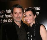 Daphné Roulier et Antoine de Caunes à l'avant-première de Coluche, le 6/10/08