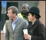 Guy Ritchie et Robert Downey Jr. sur le tournage de Sherlock Holmes