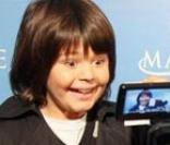 le petit Louis Dussol qui joue magnifiquement Tommy