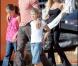 REPORTAGE PHOTOS : Lorenzo Lamas retrouve... femme et enfants !