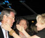 Pierce Brosnan, joyeuse rencontre avec Trudie Styler