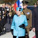 REPORTAGE PHOTOS : La reine Elizabeth II a sorti ses plus belles tenues, même celles de... 20 ans d'âge !