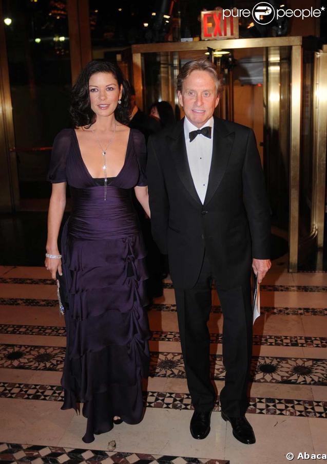 128151-michael-douglas-et-catherine-zeta-jones-637x0-1.jpg