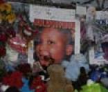 Hommage devant le domicile familiale de Jennifer Hudson a Chicago 