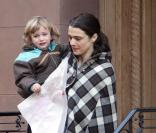 Rachel Weisz et son fils