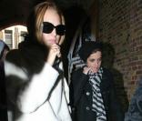 Lindsay Lohan et Samantha Ronson quittent Londres pour Paris, le 14/11/08