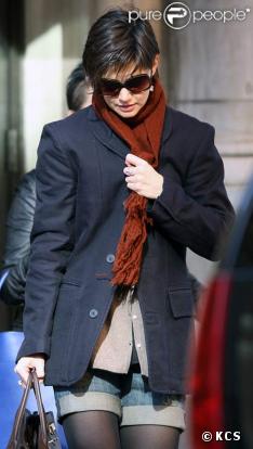 Katie Holmes en short le 19/11/08