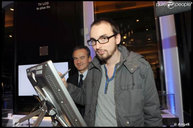 Christophe Willem à l'inauguration de la boutique Sony Style, le 26/11/08