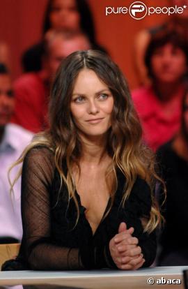 Vanessa Paradis décorée en toute intimité
