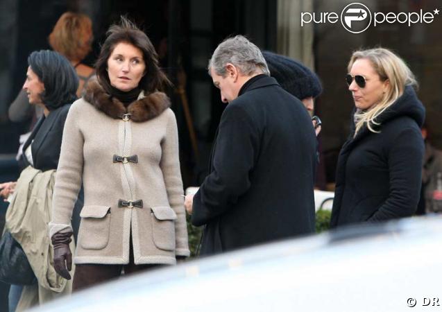 Cécilia Attias avec son mari Richard et leurs filles respectives