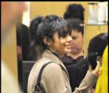 Vanessa Hudgens fait son shopping accompagnée de son chéri Zac Efron 22/12/2008