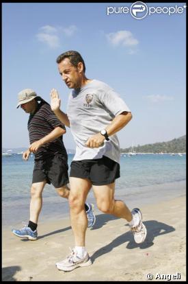 Nicolas Sarkozy n'oublie jamais son joggin matinal, même en vacances !
