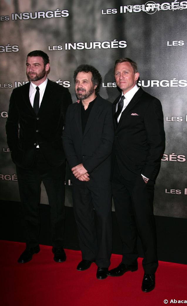 Liev Schreiber, Edward Zwick et Daniel Craig lors de l'avant-première parisienne des  Insurgés 