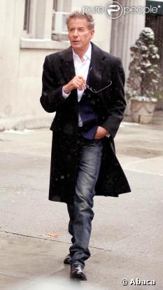 Calvin Klein sur le tournage de la série  30 Rock . Le 15/01/09