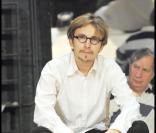 Lorant Deutsch lors du filage de la pièce L'Anniversaire