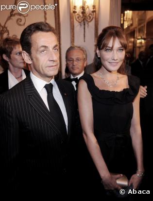 Nicolas et Carla Sarkozy étaient les invités surprises du concert de Julien Clerc