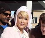 Paris Hilton, lors du festival  Sundance Film  2009, dans un style layette, de la tête aux pieds, ô combien ridicule.