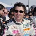 Patrick Dempsey : le rose lui va si bien... Trop glamour, docteur Mamour !