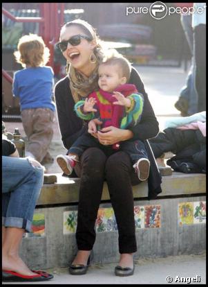 Jessica Alba et Honor au parc Coldwater de L.A. 25/01/09
