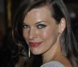 Milla Jovovich au dîner de la mode hier à Paris