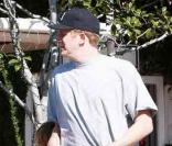 Michael Rapaport et ses enfants à Hollywood, à la sortie d'un magasin de vêtements