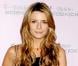 Mischa Barton en octobre 2005 à Los Angeles. Fine du haut, un peu moins du bas, Mischa Barton connaît le succès de toute façon ! 