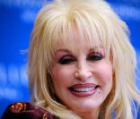 La chanteuse de country Dolly Parton au National Press Club de Washington, le 10 février 2009