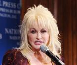 La chanteuse de country Dolly Parton au National Press Club de Washington, le 10 février 2009