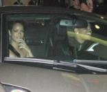 Rihanna et Chris Brown quittant la soirée pré-Grammy le soir du 7 février
