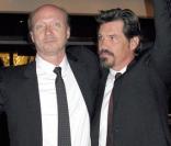 Josh Brolin et Paul Haggis à la soirée Dior et Vanity Fair