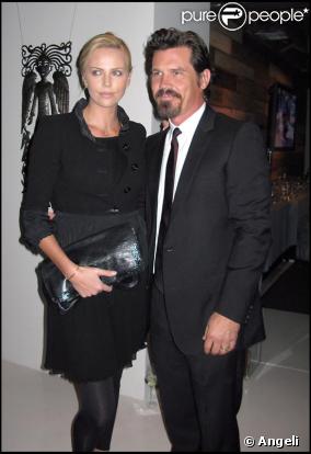 Charlize Theron et Josh Brolin à la soirée Dior et Vanity Fair
