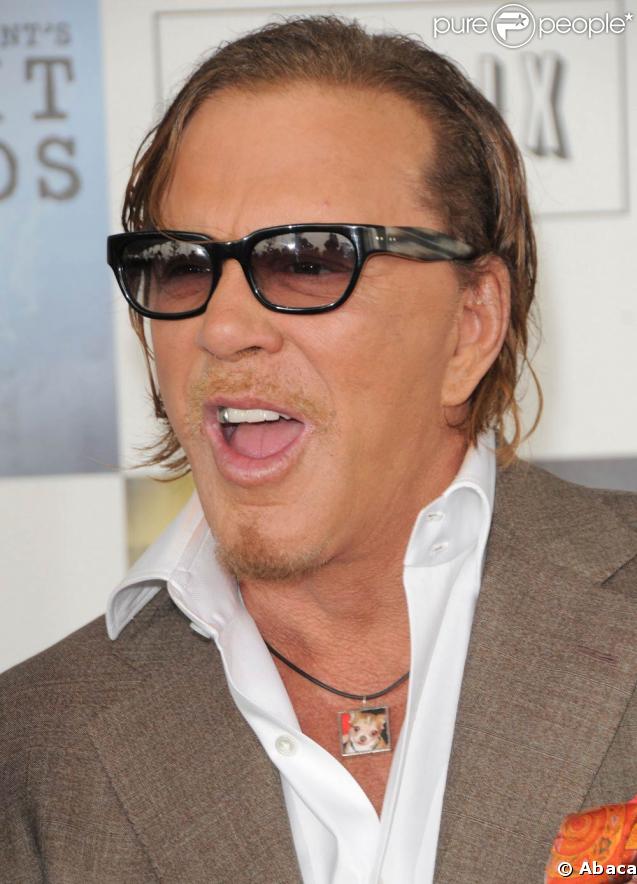 Le grand Mickey Rourke a encore remporté un prix hier soir : le Spirit Award du meilleur acteur pour 