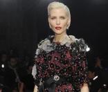Nadja Auermann à la soirée Vogue lundi soir à Milan