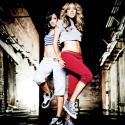 Les soeurs Nailah et Nyanda de Brick & Lace, très sexy dans leur nouveau clip... chaud comme la Jamaïque ! Regardez !