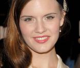 Maggie Grace... prise pour une prostituée à Paris !  lol