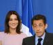 Nicolas Sarkozy, attentivement observé par Carla Bruni, faisant un discours devant les membres de la communauté française du Mexique dans une école française à Mexico le 9 mars 2009