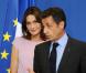 Nicolas Sarkozy, attentivement observé par Carla Bruni, faisant un discours devant les membres de la communauté française du Mexique dans une école française à Mexico le 9 mars 2009