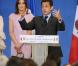 Nicolas Sarkozy, attentivement observé par Carla Bruni, faisant un discours devant les membres de la communauté française du Mexique dans une école française à Mexico le 9 mars 2009