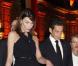 Cependant, Carla Bruni ne peut s'empêcher de poser des questions !