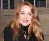 Jerry Hall aux 100 ans de la Contemporary Art Society, à Londres. 10/03/09