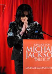 Michael Jackson annonçant son retour sur scène à Londres le 5 mars 2009