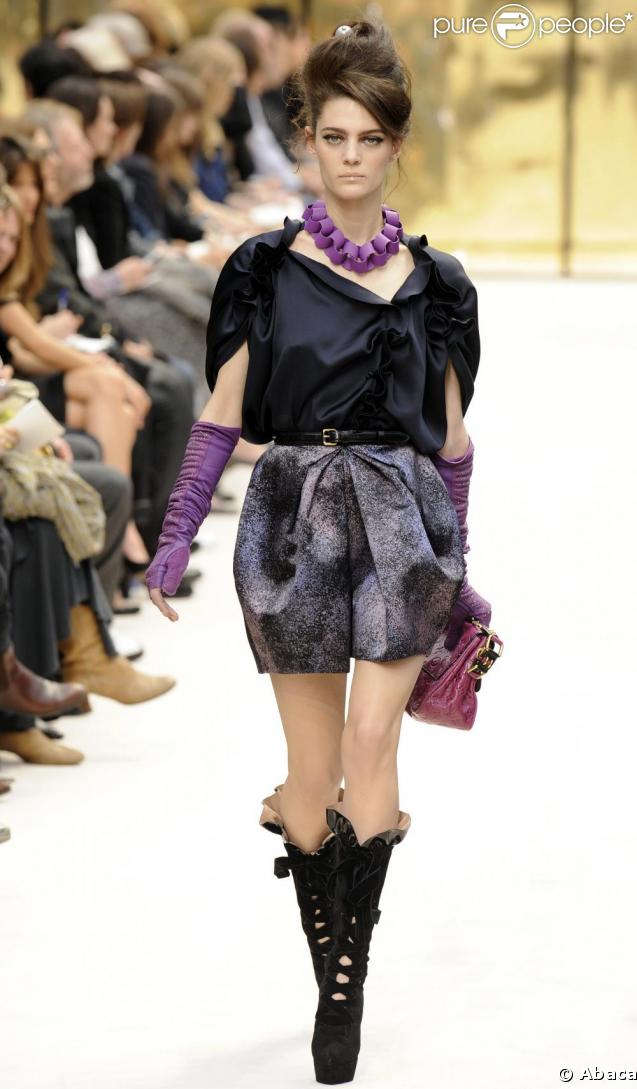  Défilé prêt-à-porter automne-hiver 2009/2010 Louis Vuitton, 
 Le 12 mars 2009 au Carreau du Louvre 