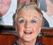 Angela Lansbury d'Arabesque, 84 ans... et toujours une pêche d'enfer !