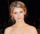 Mélanie Laurent porte une paire de boots noirs pour les grandes occasions ! Bravo ! 